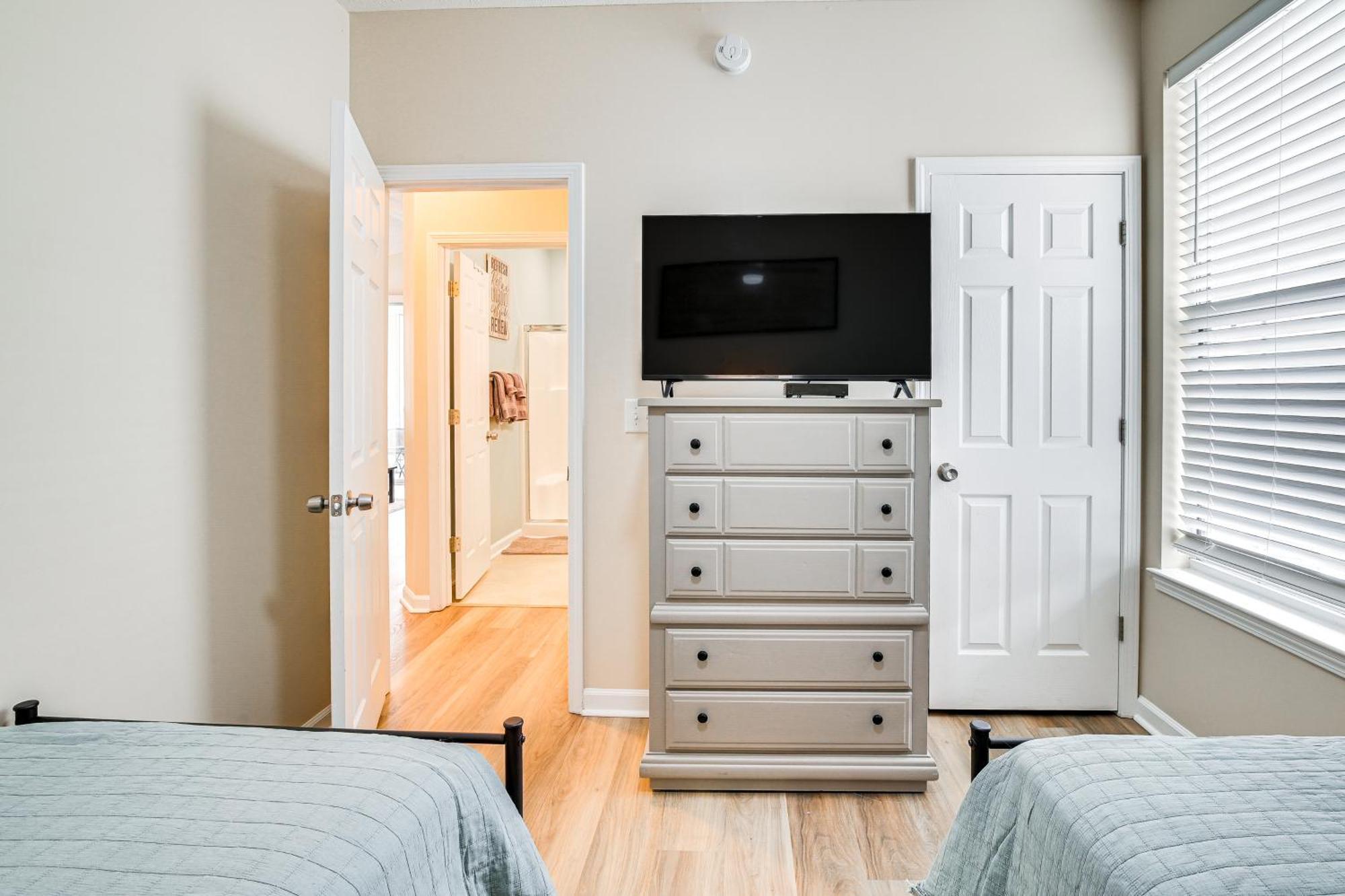 Breezy Golf Condo With Pool Access, 4 Mi To Beach شاطئ ميرتل المظهر الخارجي الصورة